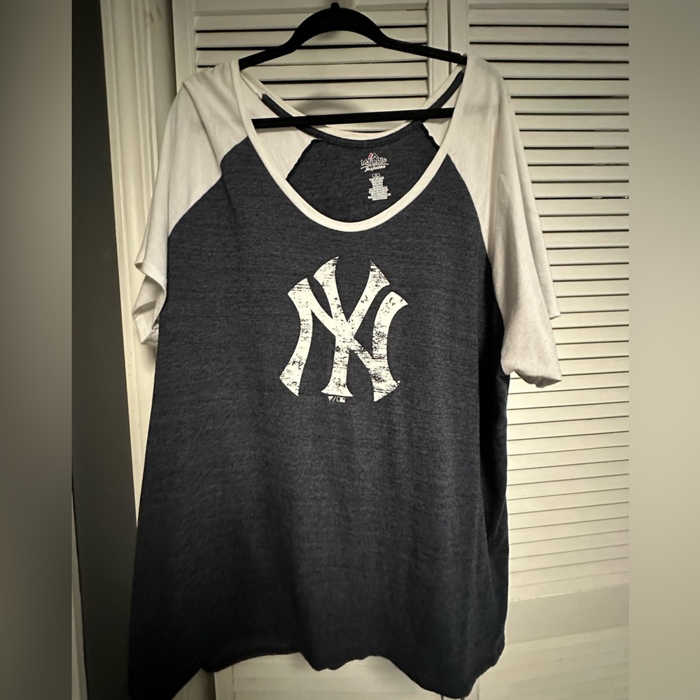 Plus size New York Yankees T-shirt 3X